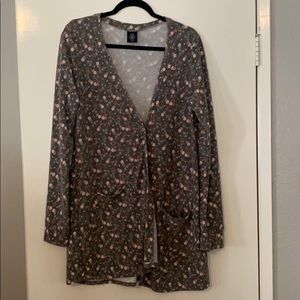 Grey floral Agnes & Dora boyfriend cardigan